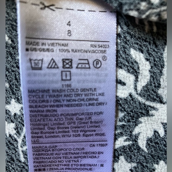 Gap fit and flare mini dress, size 4 - Picture 12 of 12